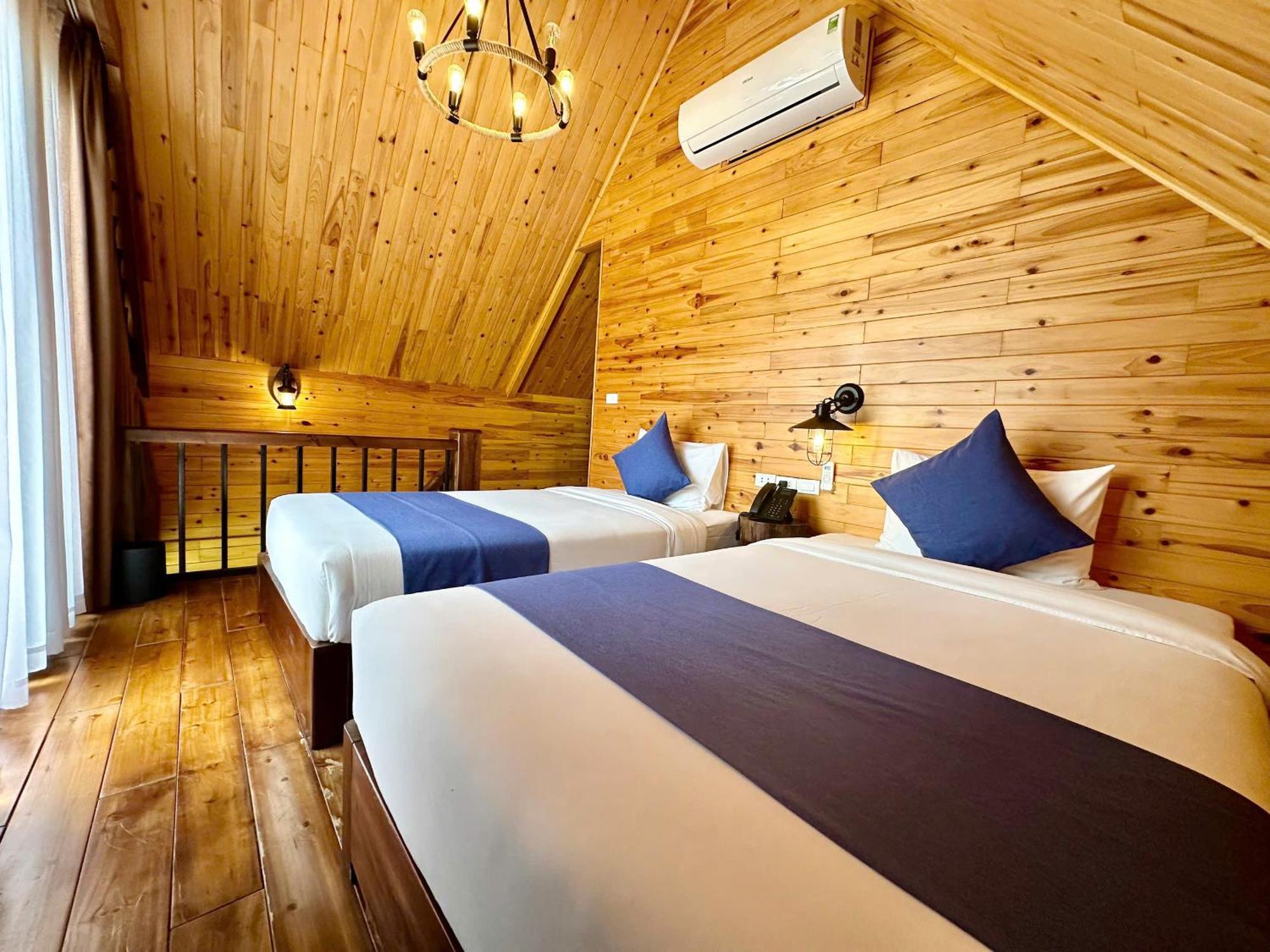 Lodge Pine Hill Eco *