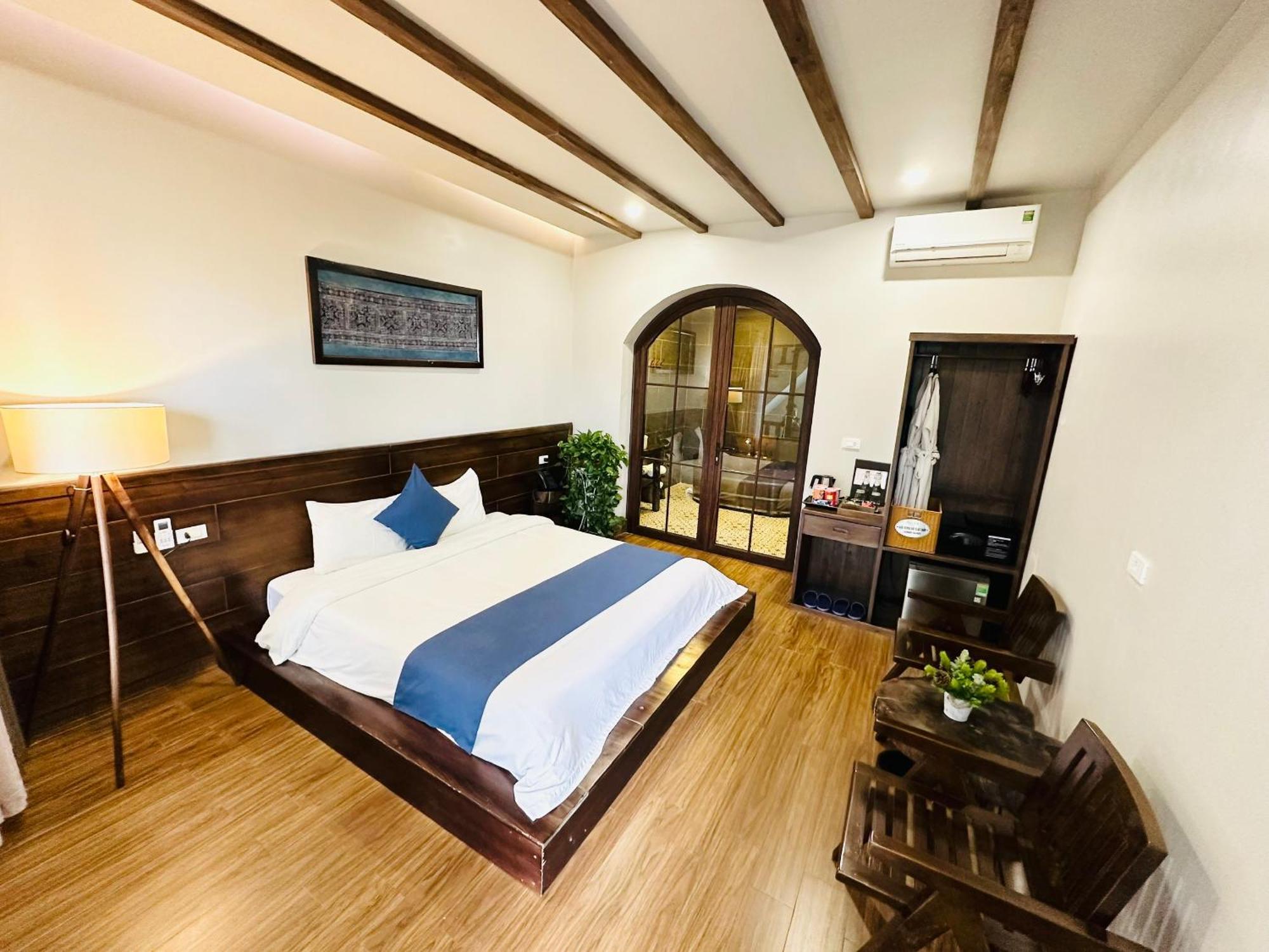 Pine Hill Eco Lodge