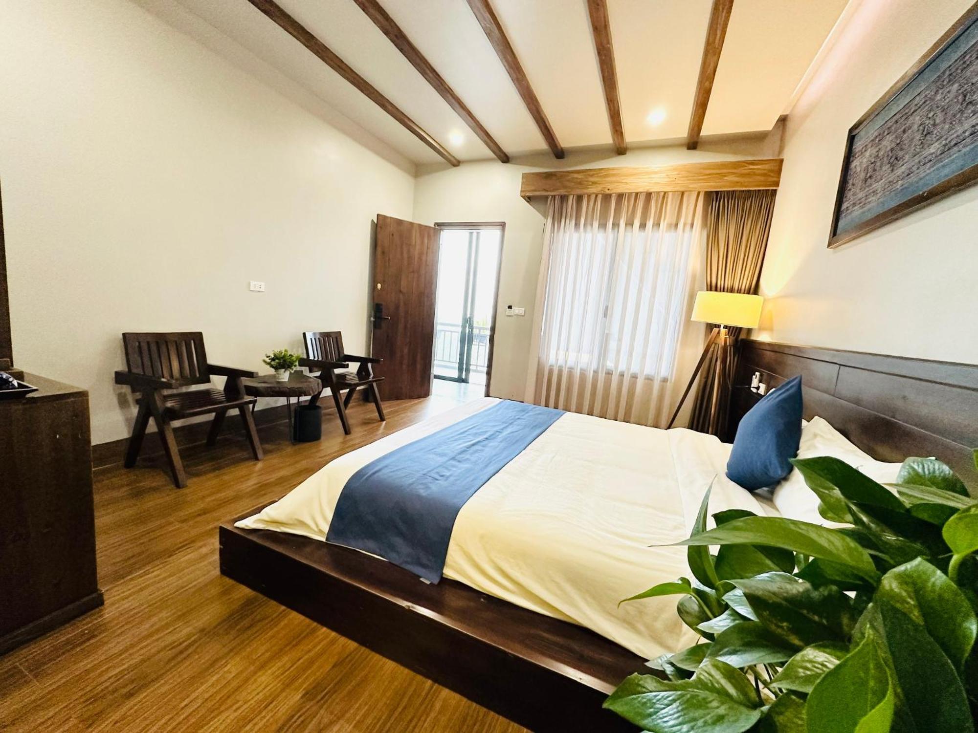 Lodge Pine Hill Eco