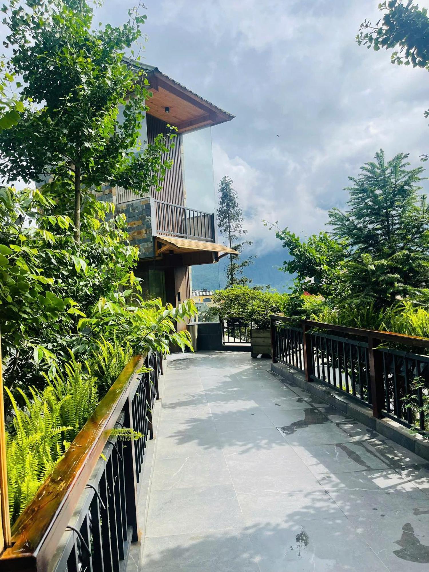 Pine Hill Eco Lodge